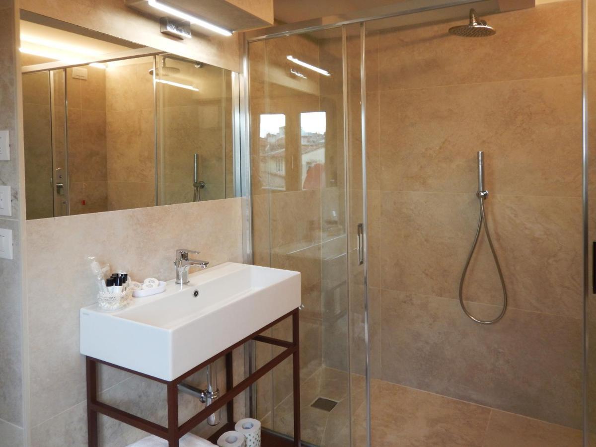 Chic Stay Boutique Apartments ฟลอเรนซ์ ภายนอก รูปภาพ